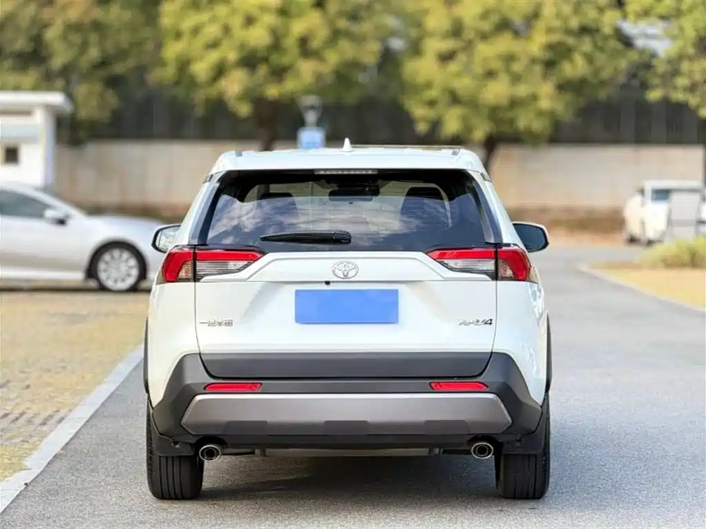 TOYOTA RAV4 RONGFANG
