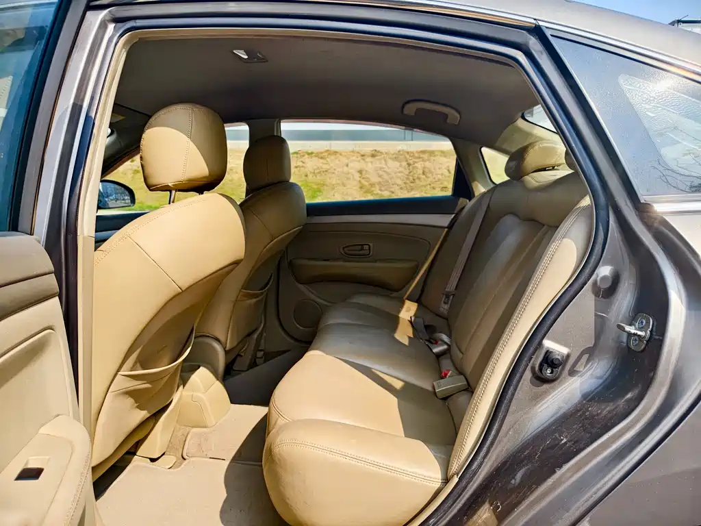 Nissan Sylphy 2012 1.6XE AT Comfort