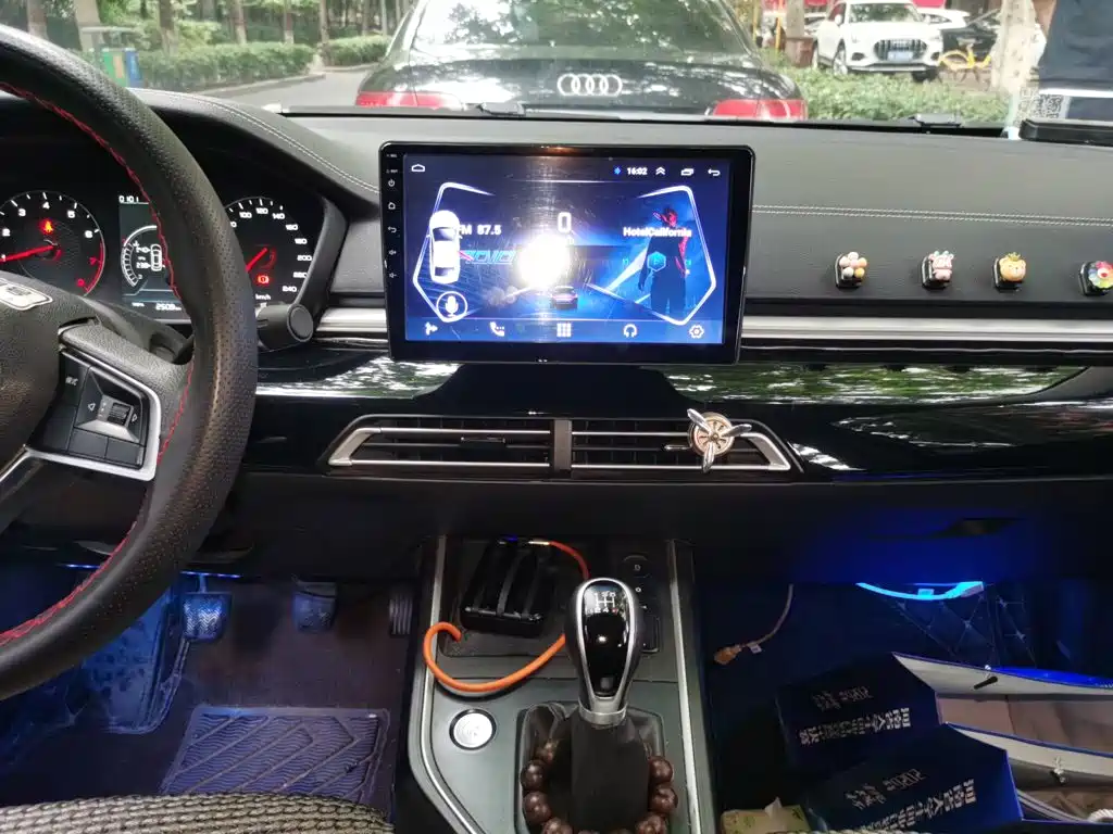 BYD Qin — миниатюра 10