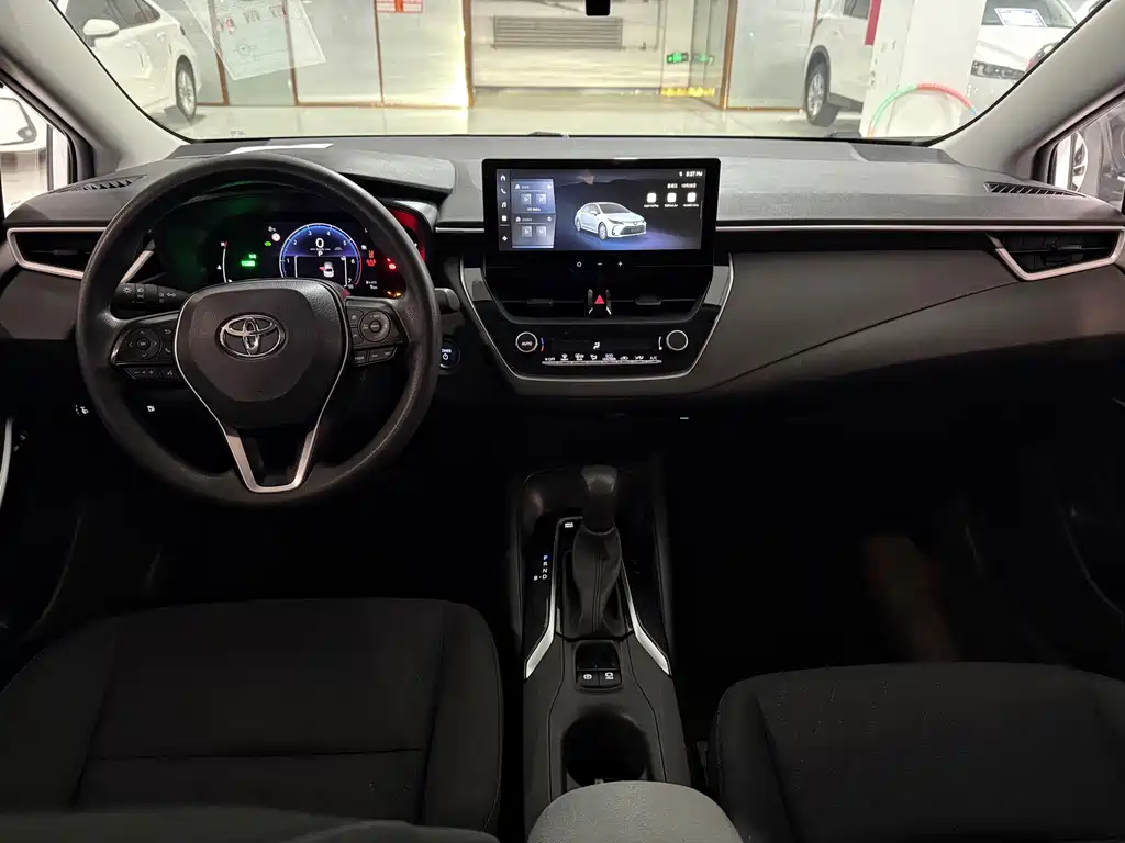 Toyota Corolla — миниатюра 9