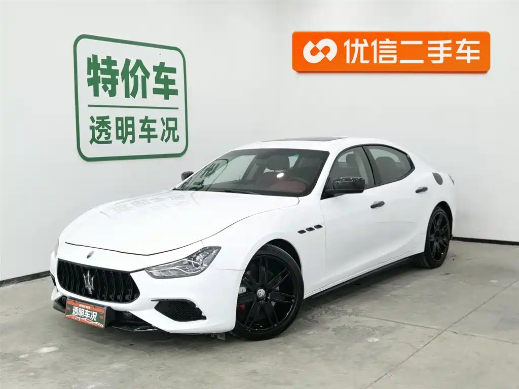 Maserati Ghibli 2015