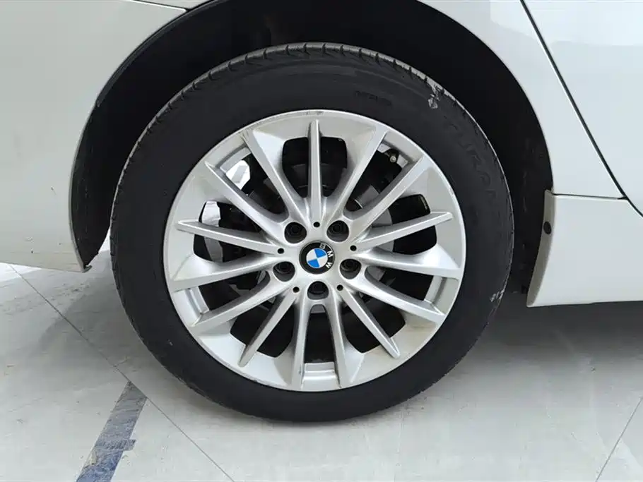 BMW 2 SERIES MULTIFUNCTIONAL STATION WAGON