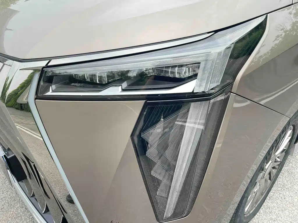 GAC Motor Trumpchi M8 — миниатюра 15