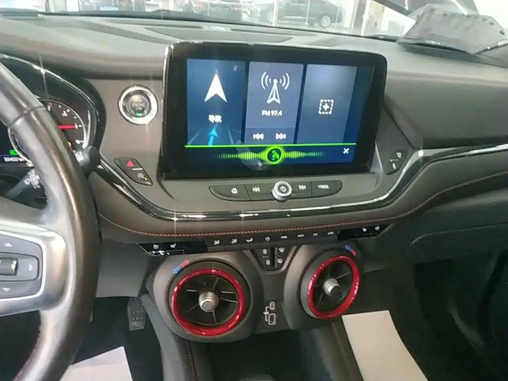 Chevrolet Blazer — миниатюра 13