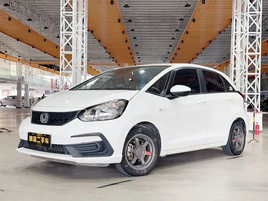 Купить Honda Fit