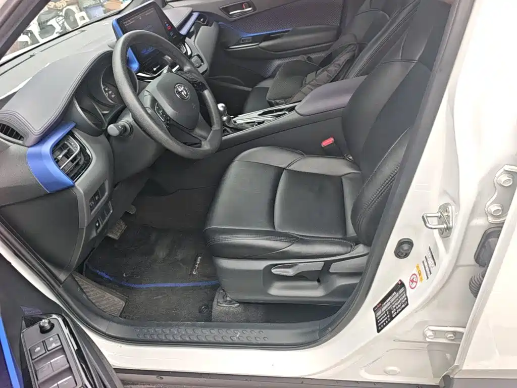 Toyota C-HR — миниатюра 15