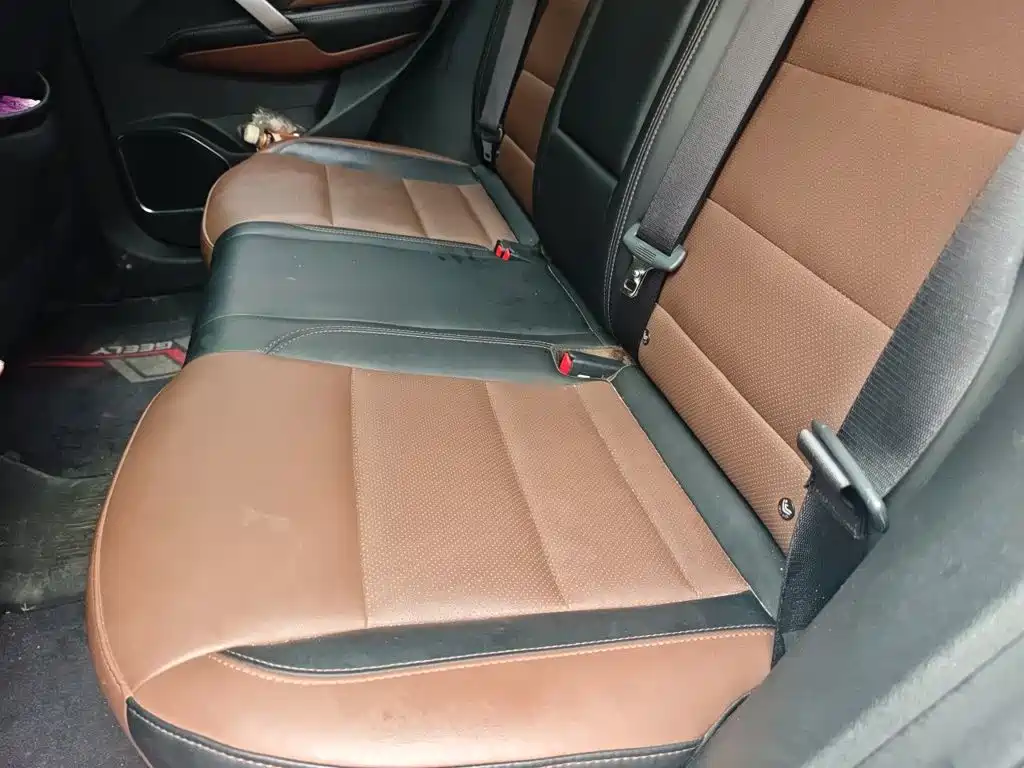 Geely Binyue — миниатюра 18