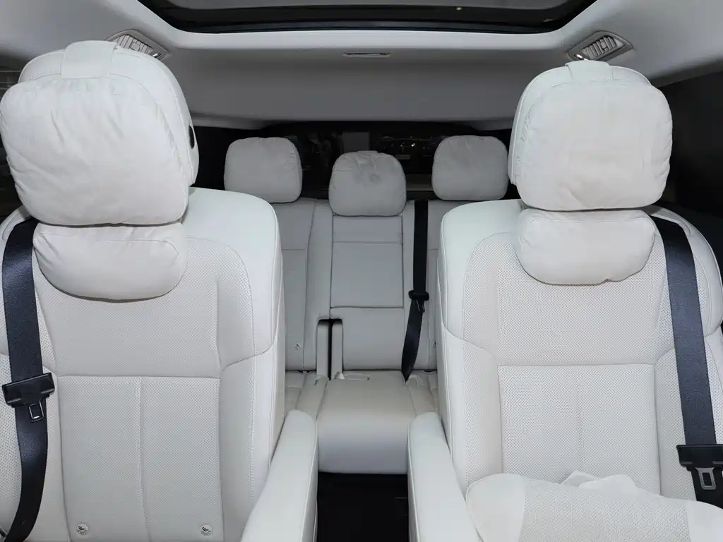 Li Auto Li MEGA — миниатюра 29