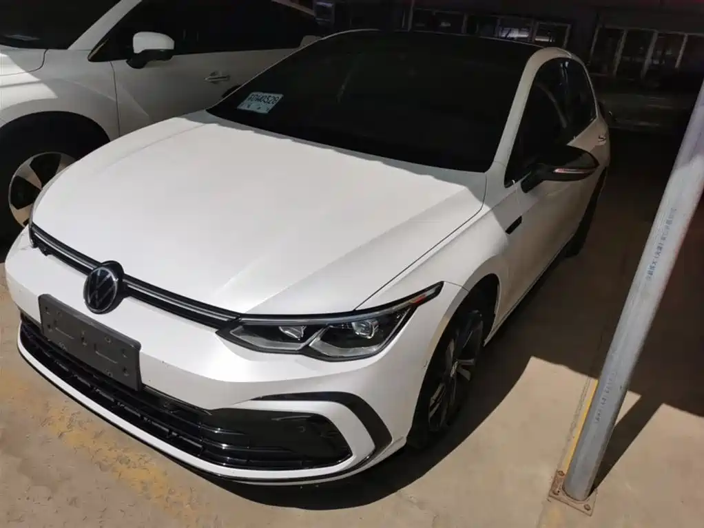 Купить Volkswagen Golf