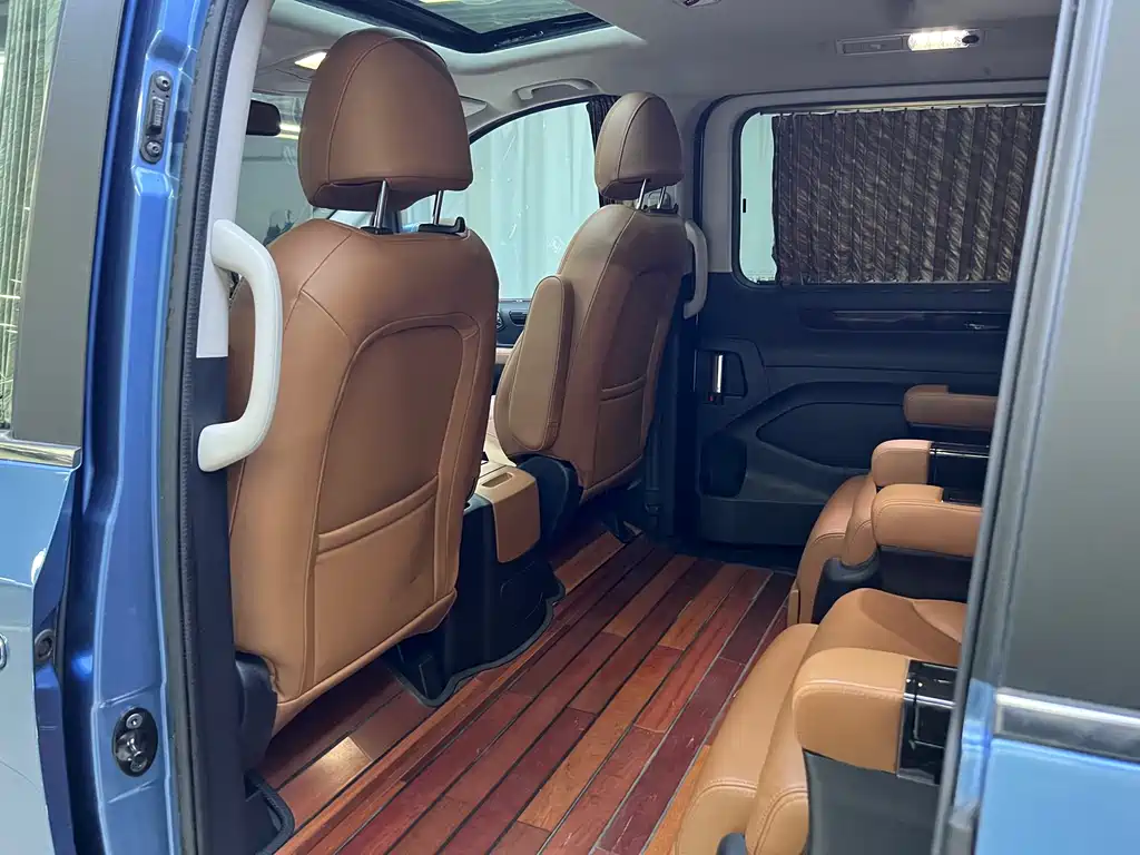 SAIC MAXUS CHASE G10