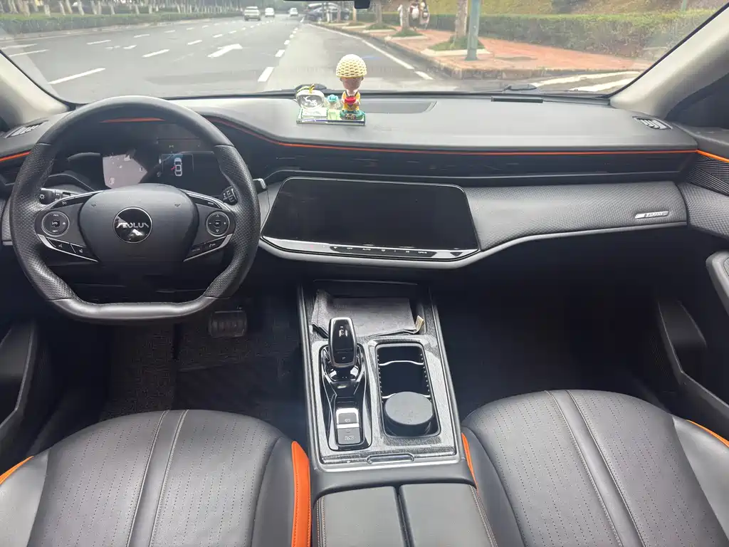 DONGFENG YI HYUN MAX