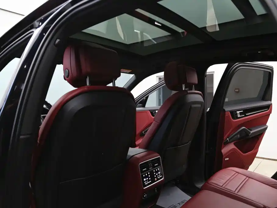 Porsche Cayenne Hybrid — миниатюра 21