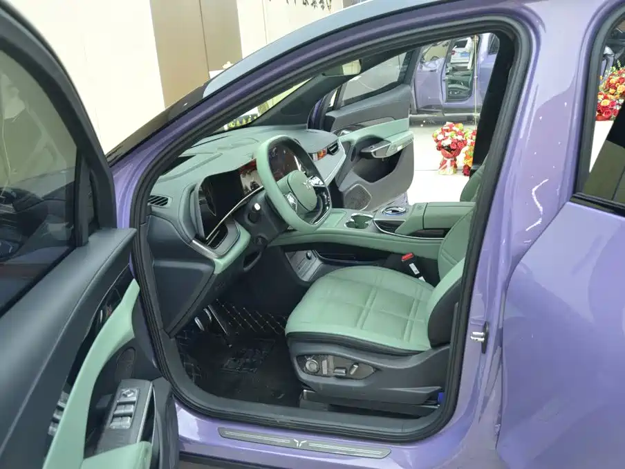 Hongqi Hongqi Tiangong 08 — миниатюра 4