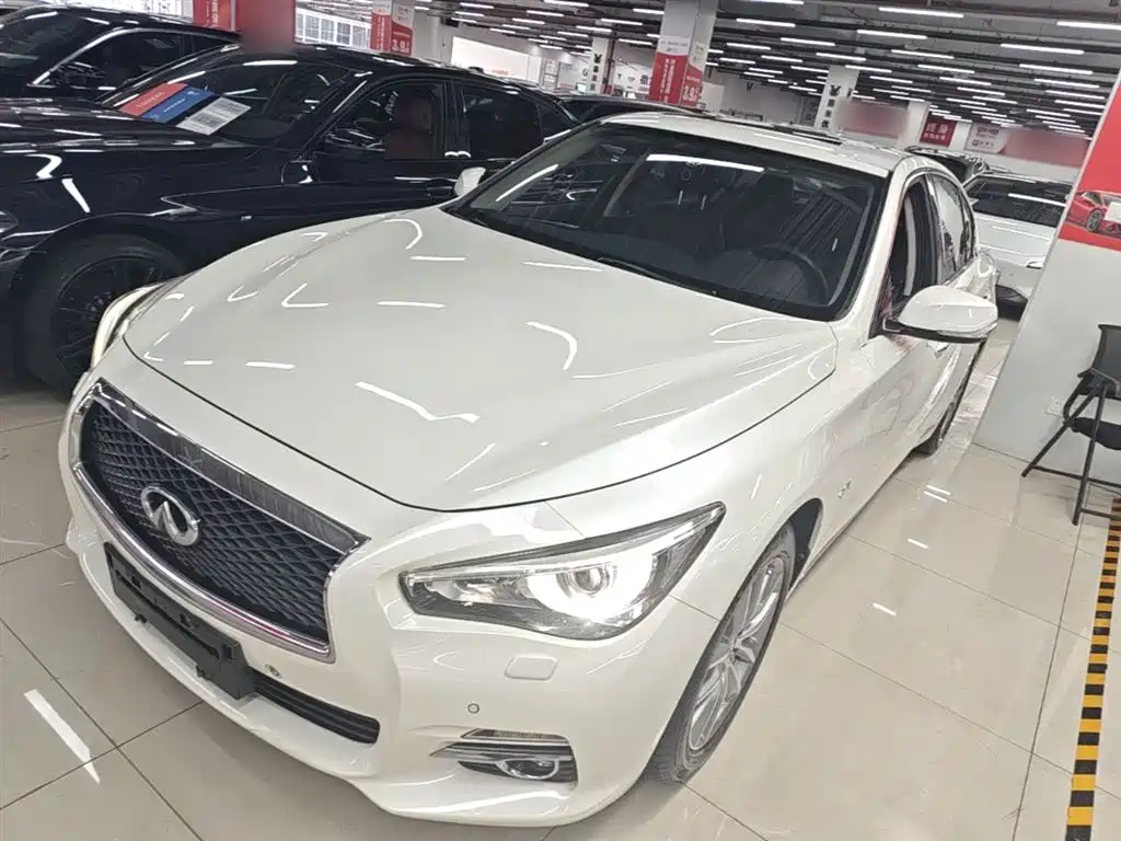 Infiniti Q50L 2017