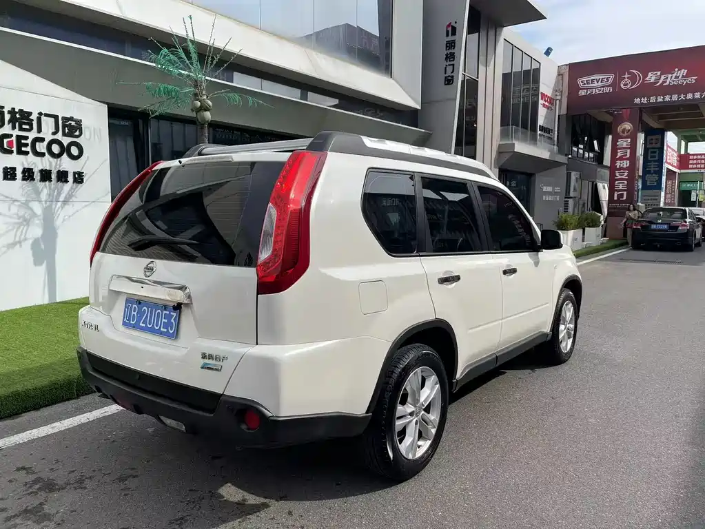 Nissan X-Trail — миниатюра 9