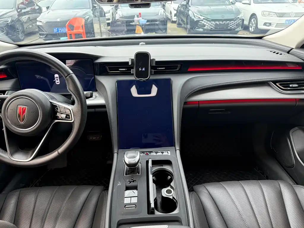 Hongqi Hongqi H5 — миниатюра 9