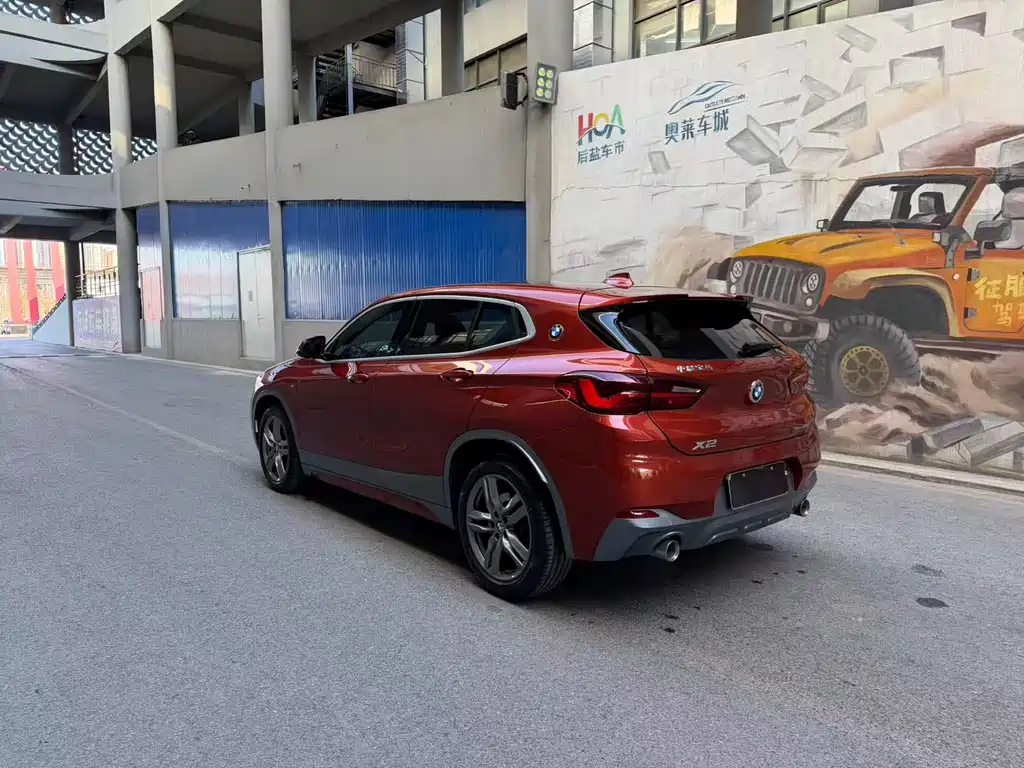 BMW X2