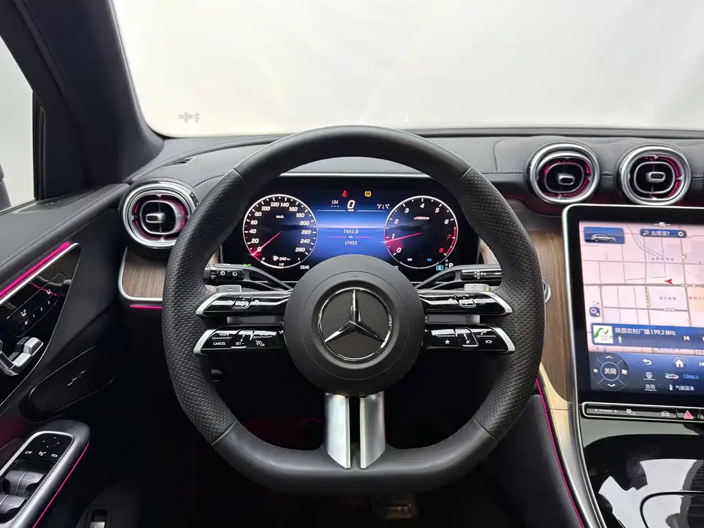 Mercedes-Benz GLC — миниатюра 6
