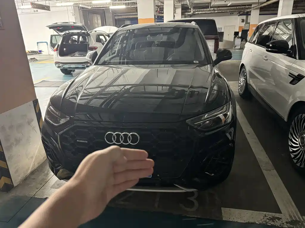 Audi Q5L — миниатюра 2