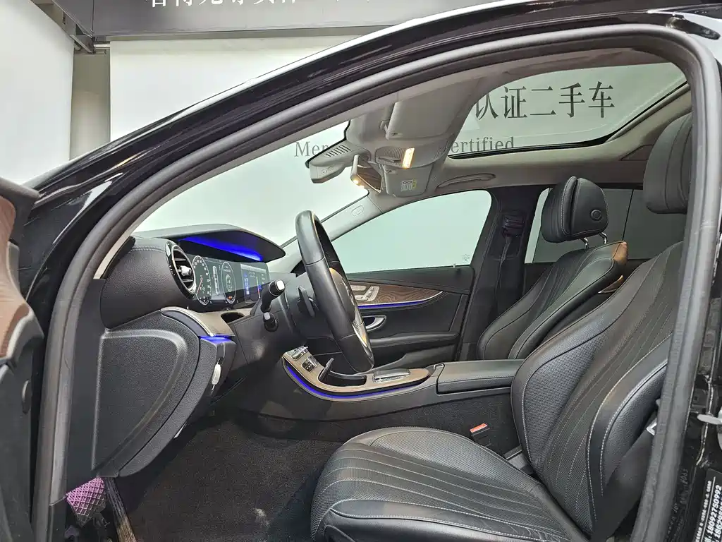 MERCEDES-BENZ E CLASS