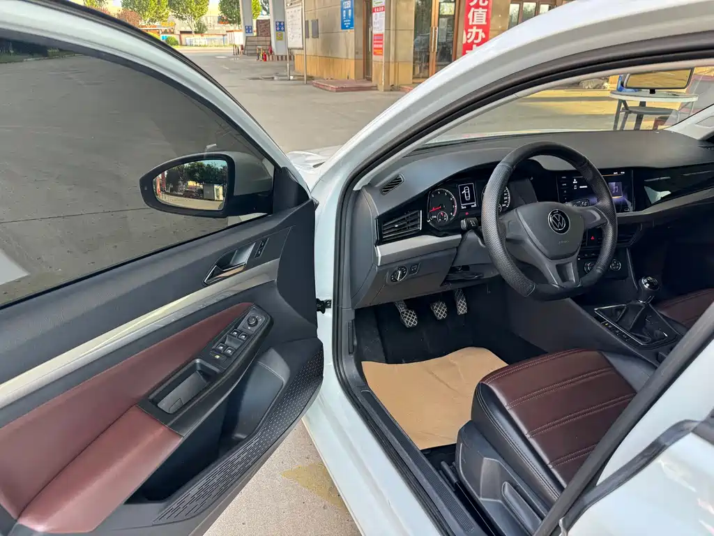 Volkswagen Bora — миниатюра 6