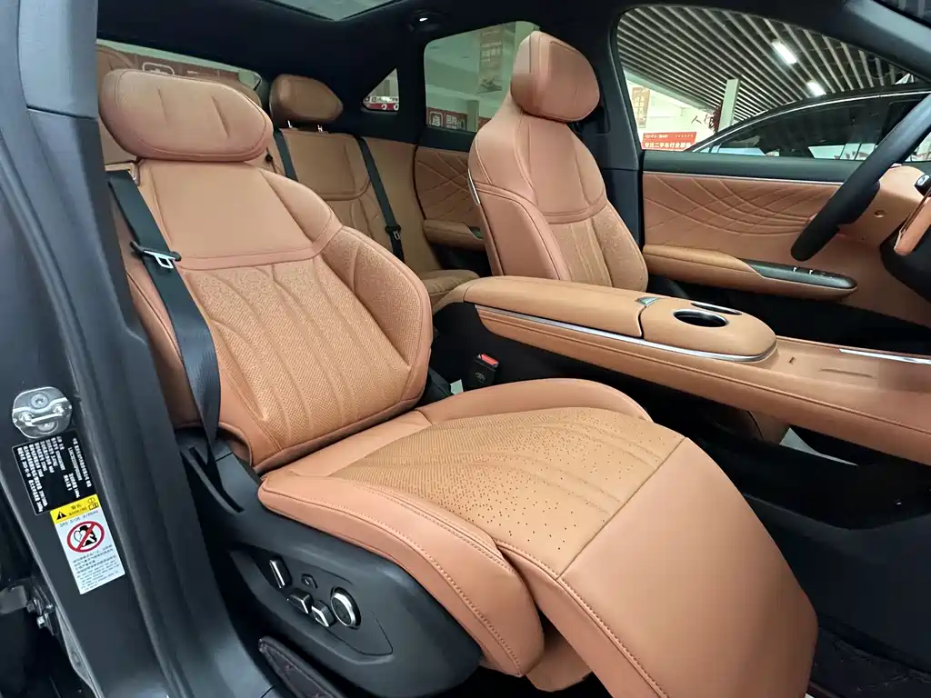 Changan Deepal DARK BLUE S07