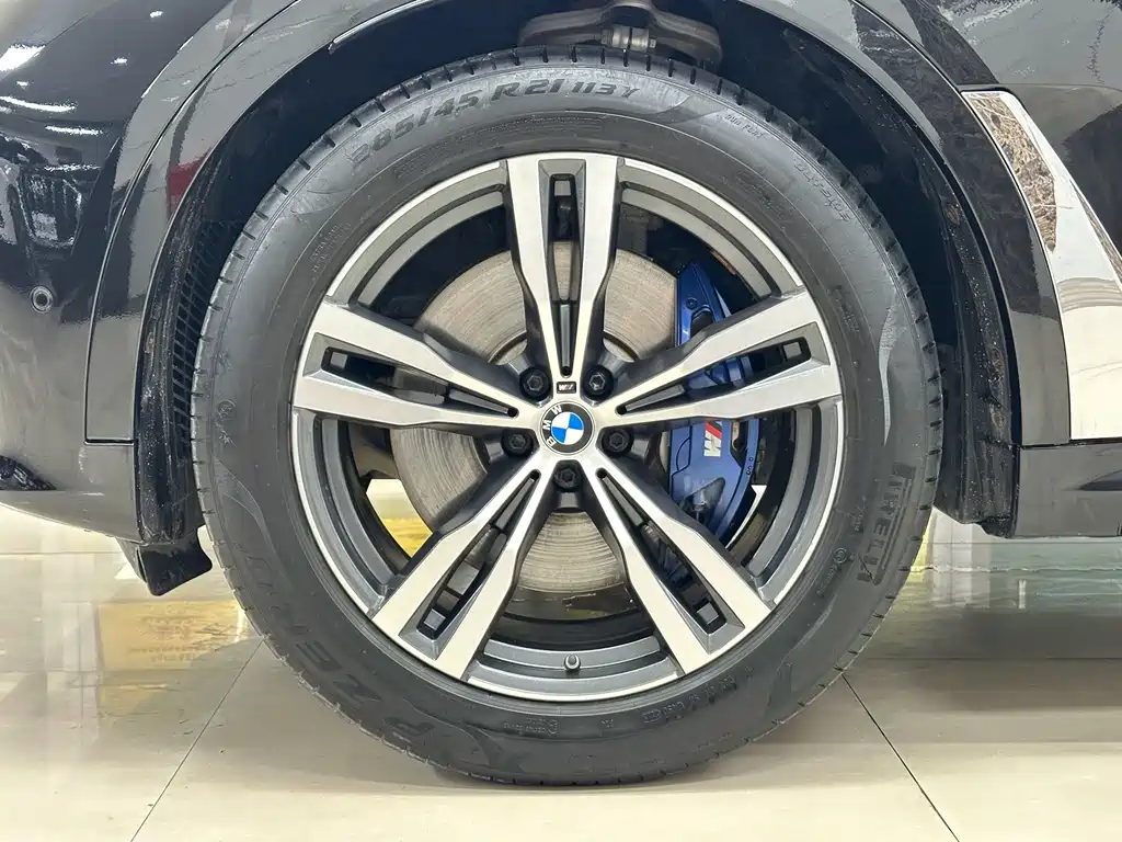BMW X7 — миниатюра 28