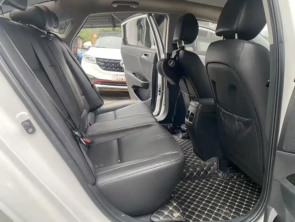 Hyundai Mistra — миниатюра 9
