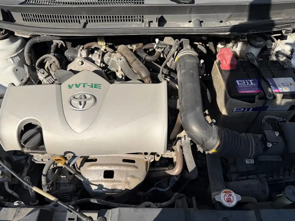 Toyota Yaris L — миниатюра 17