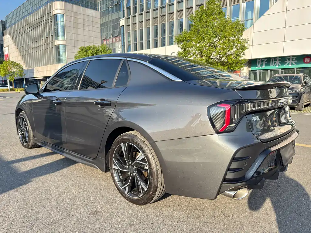 Lynk & Co 03 — миниатюра 28