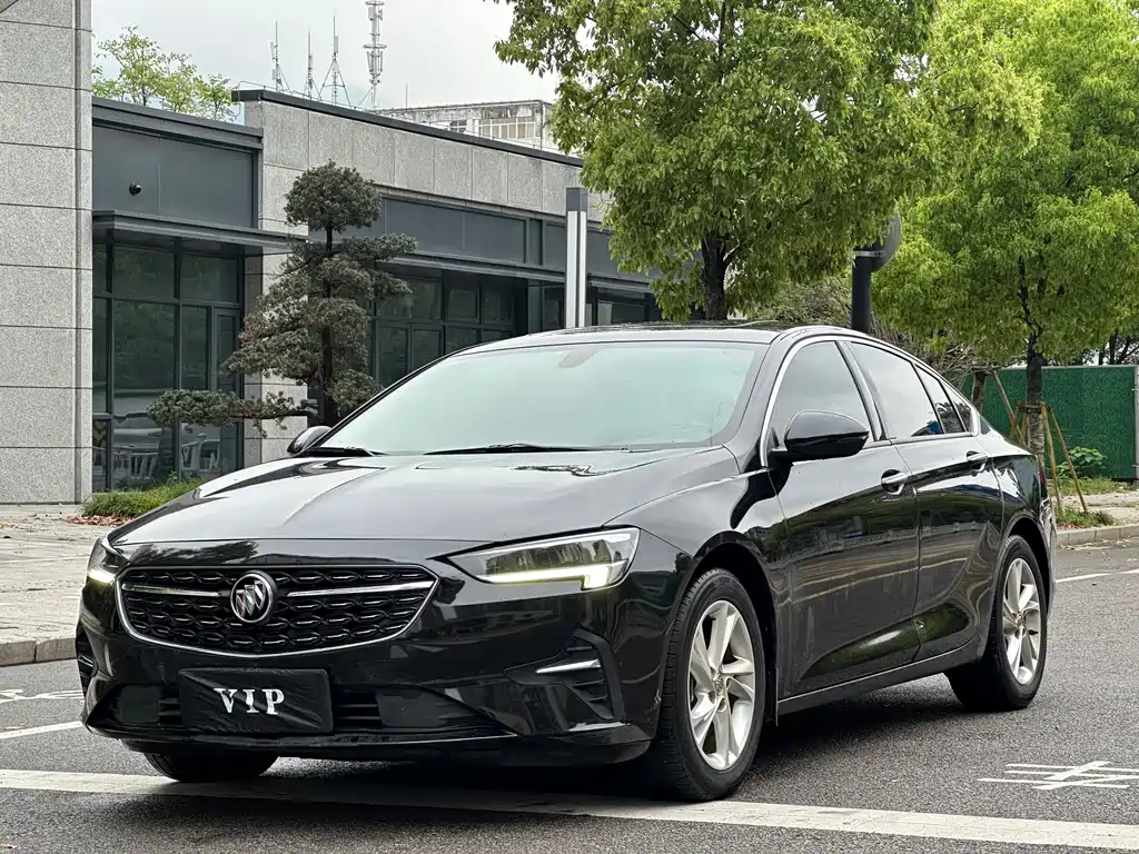 Buick Regal 2021
