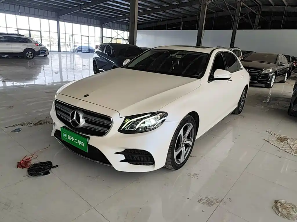 Mercedes-Benz E-Class — миниатюра 2
