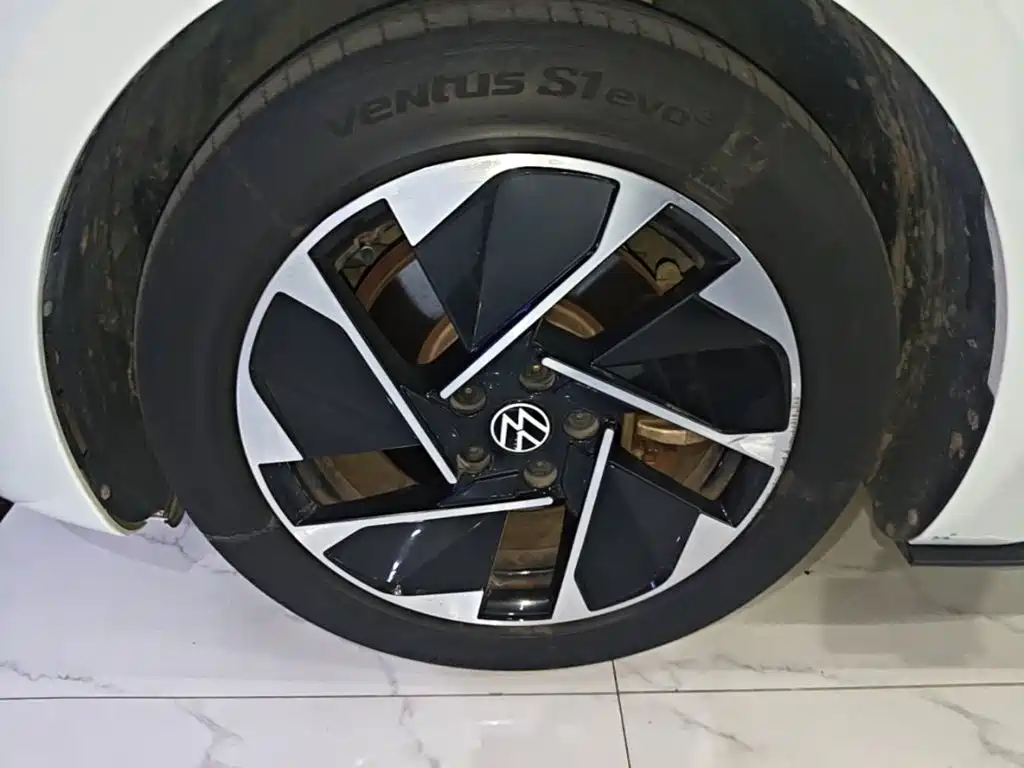 Volkswagen ID.3 — миниатюра 23