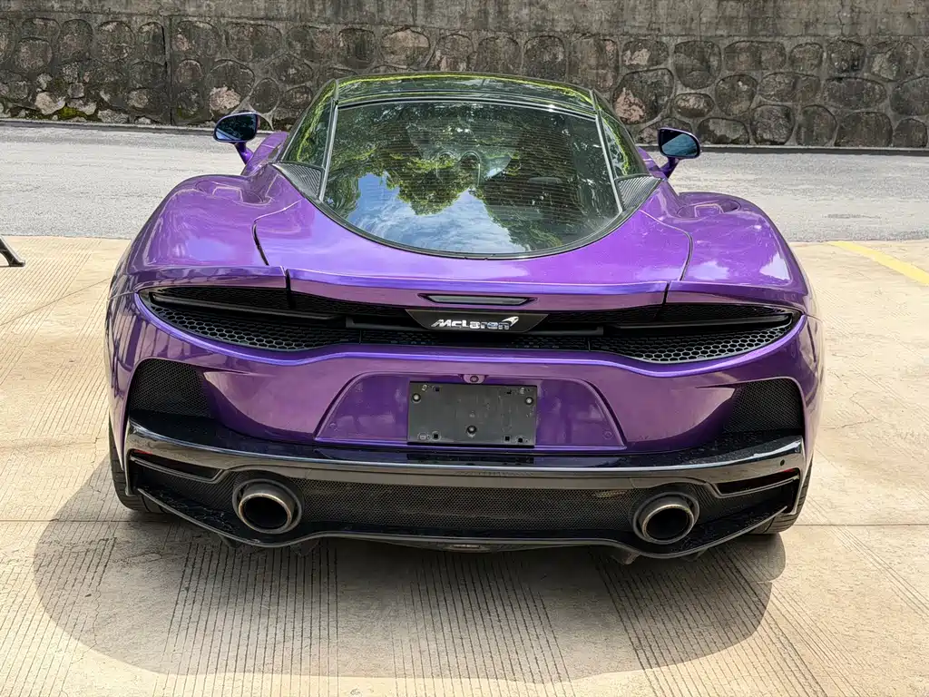 McLaren GT — миниатюра 8