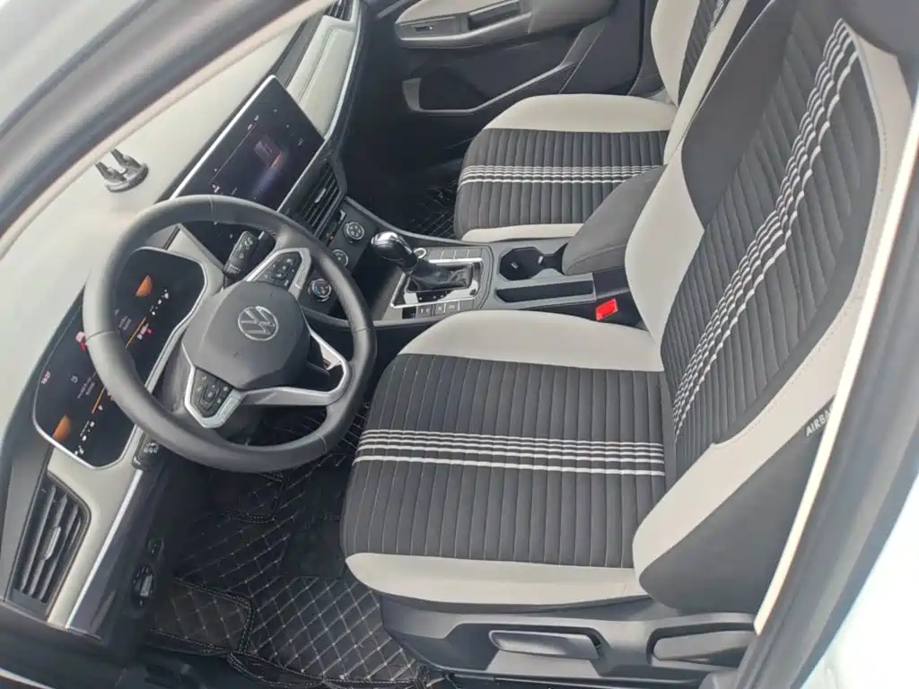 Volkswagen Bora — миниатюра 15