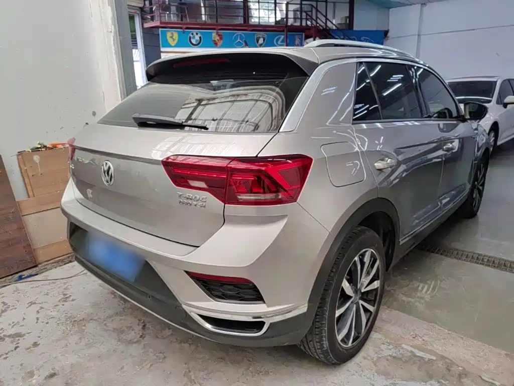 Volkswagen T-Roc — миниатюра 7