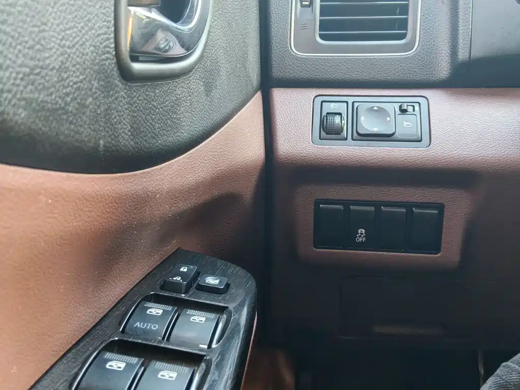 Forthing SX6 1.6L Manual Luxury Type, фото 10