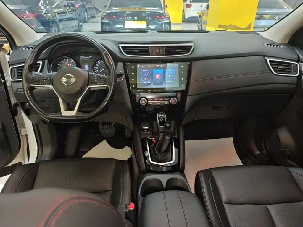 Nissan Qashqai — миниатюра 10