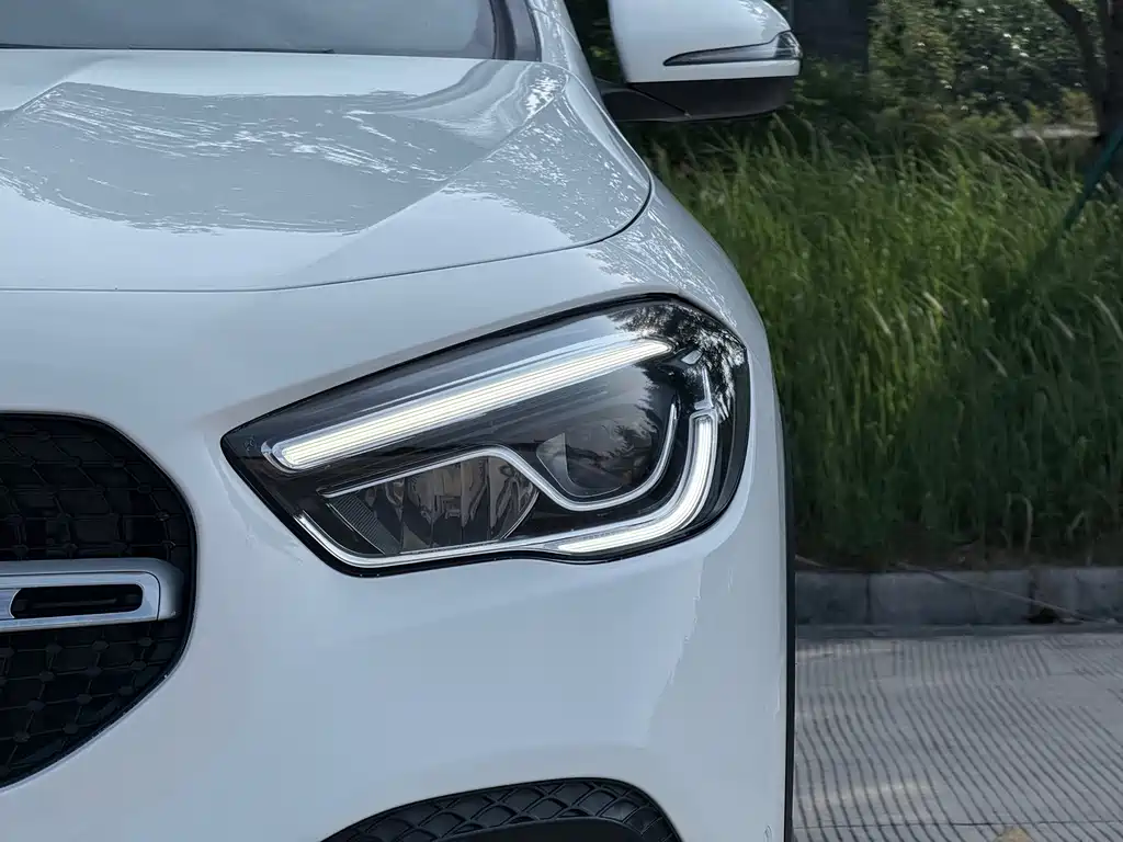 Mercedes-Benz GLA — миниатюра 26