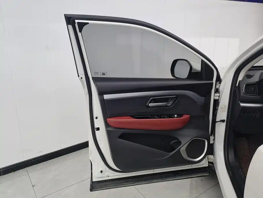 Haval H2s — миниатюра 7