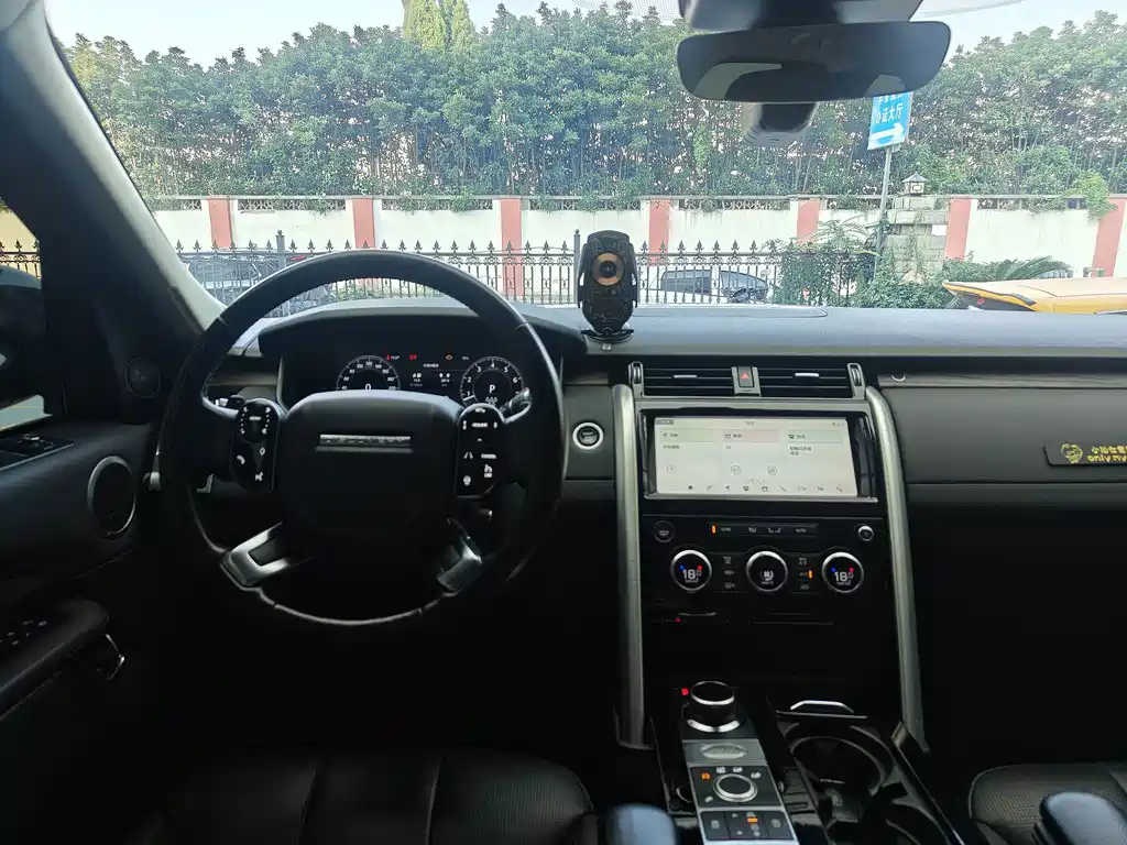 Land Rover Discovery — миниатюра 13