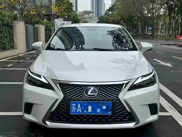 LEXUS CT 2016