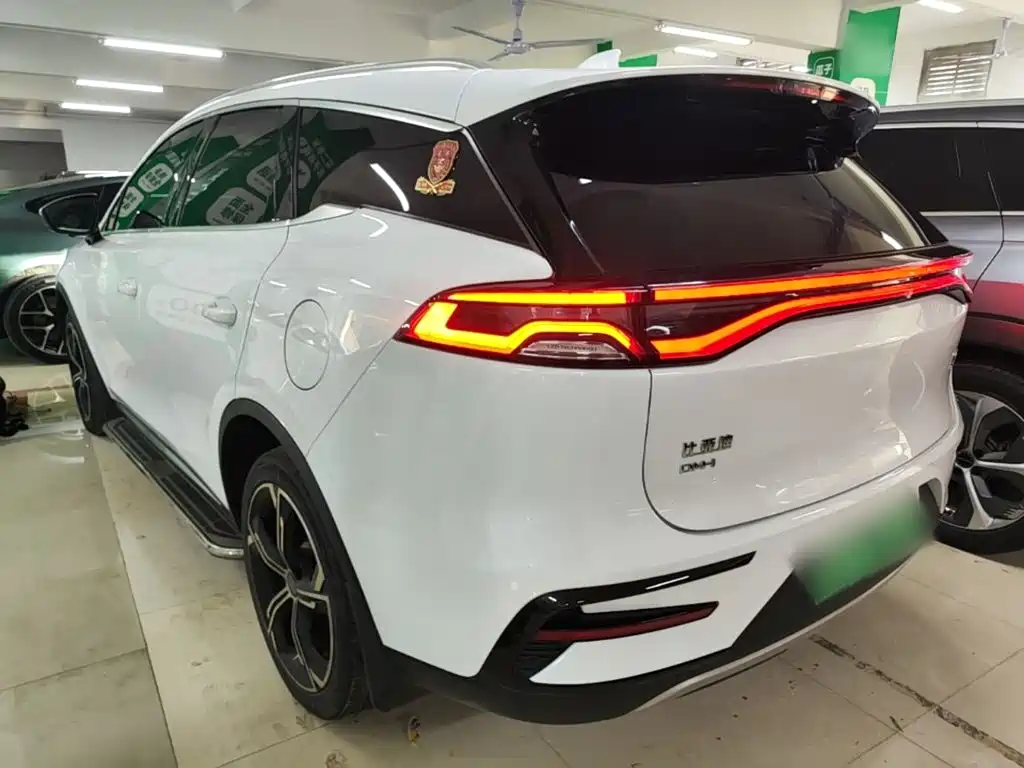 BYD Tang New Energy — миниатюра 5