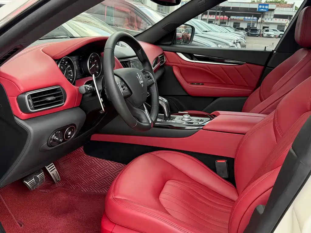 Maserati Levante — миниатюра 12