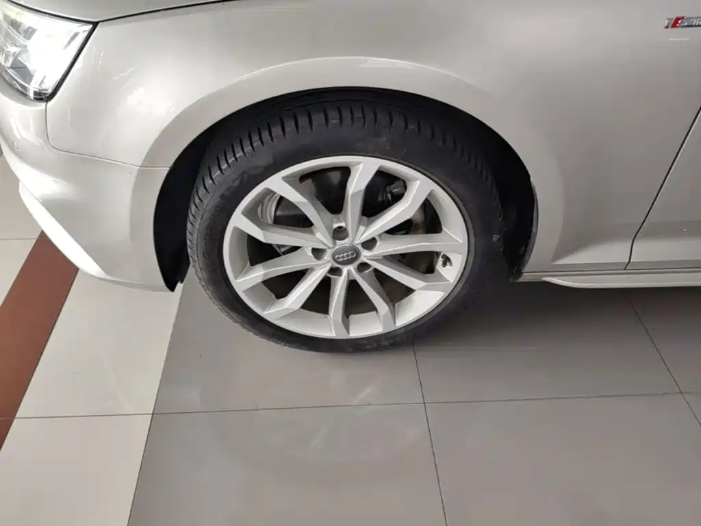 Audi A4L — миниатюра 23