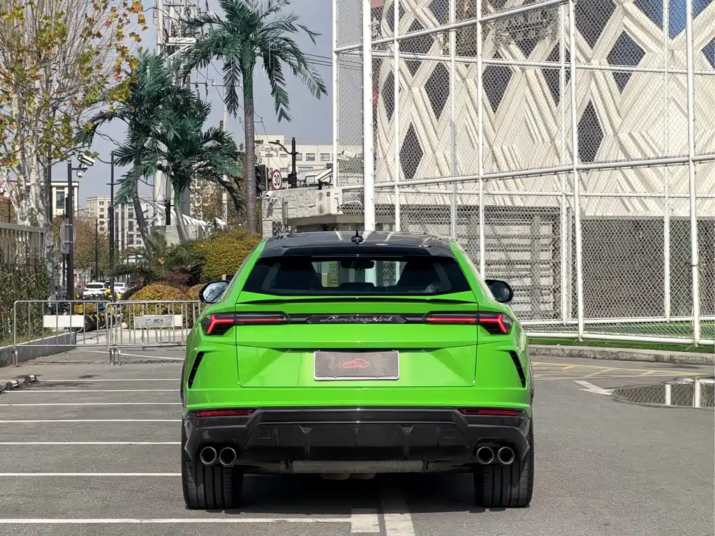 Lamborghini Urus — миниатюра 4