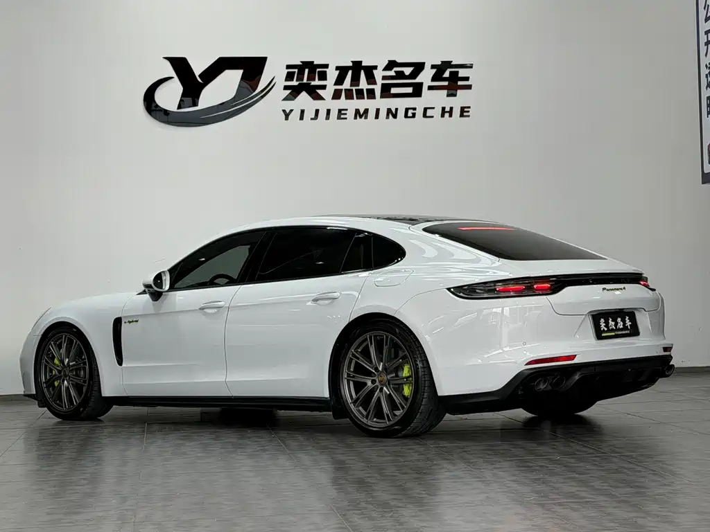 Porsche Panamera Hybrid — миниатюра 8