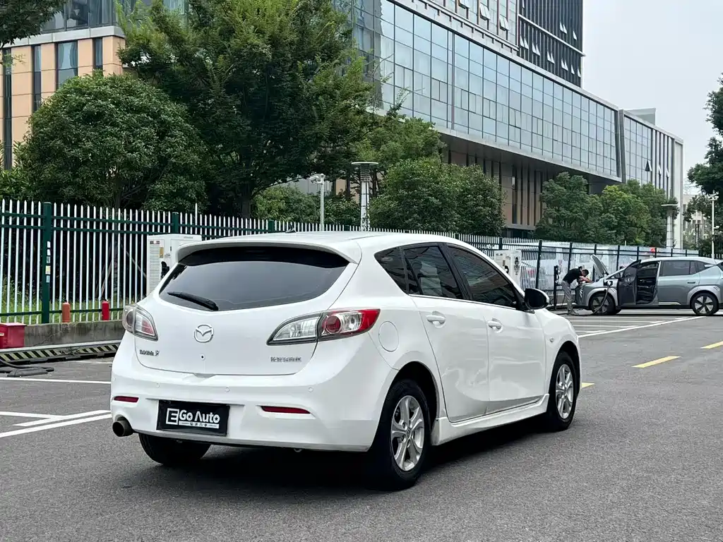 Mazda 3 Xingcheng — миниатюра 4