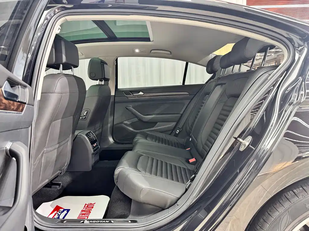 Volkswagen Magotan — миниатюра 8