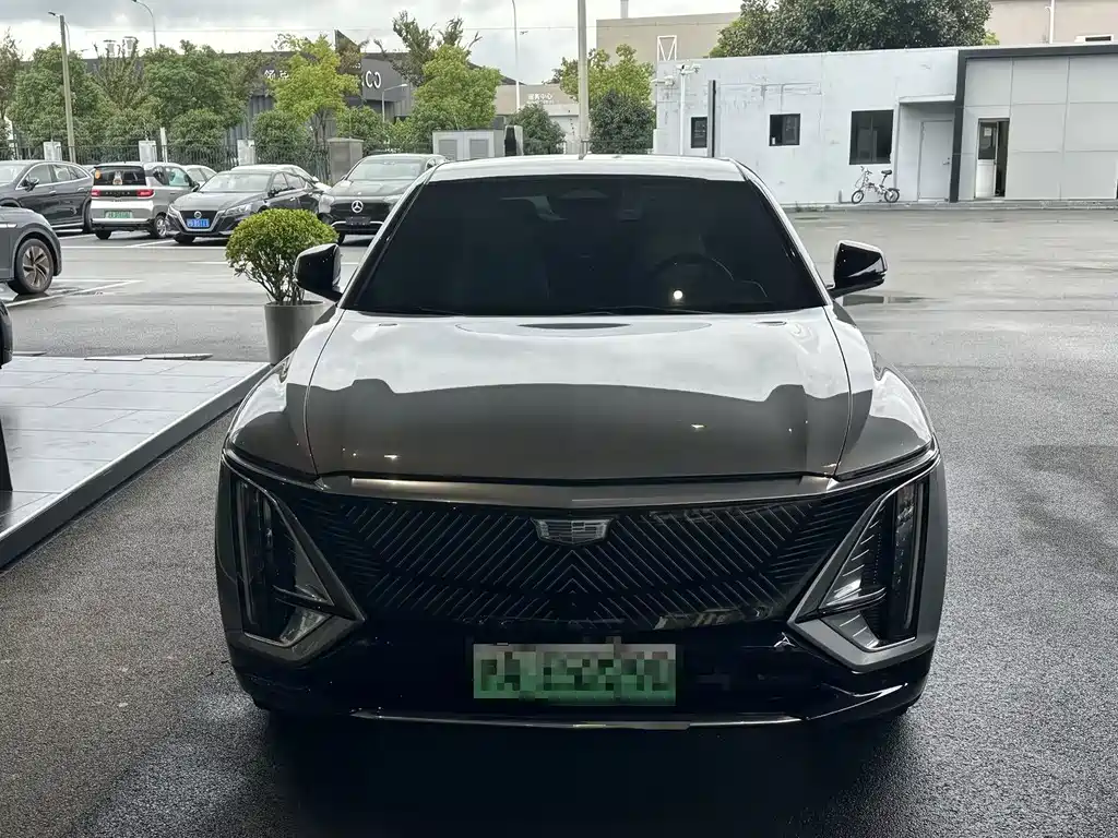 Cadillac Lyriq — миниатюра 4